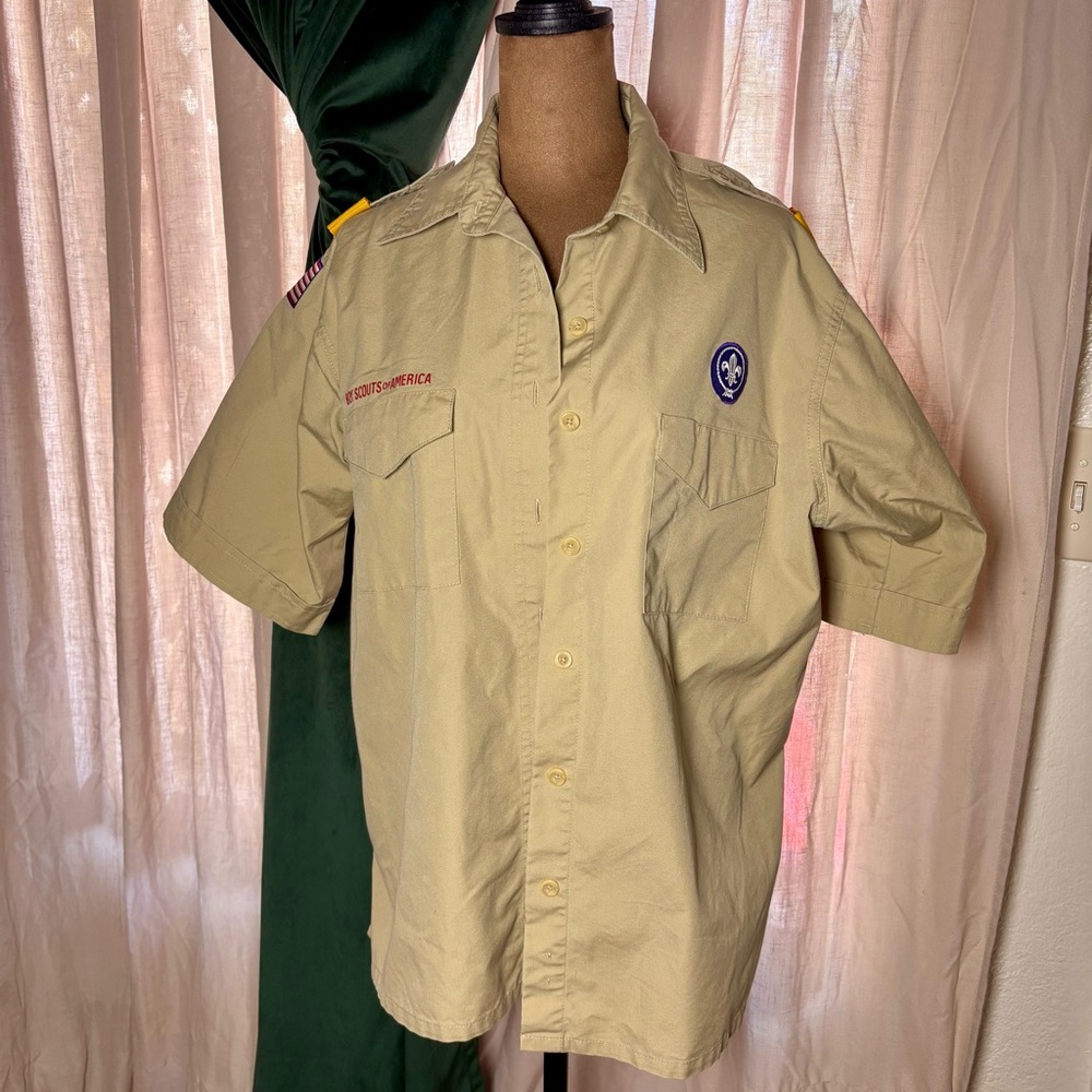 Boy Scouts of America Short-Sleeve Button-Down Shirt in Tan Uniform Shirt Ladies